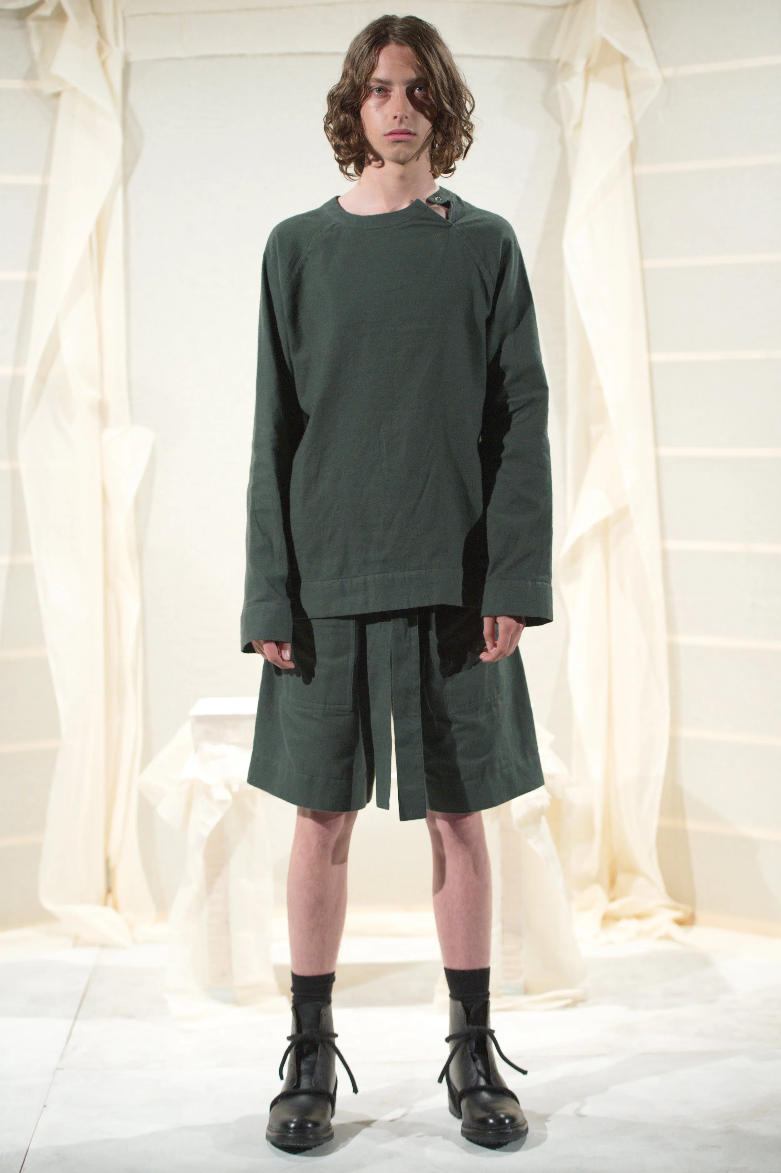 MW SS17 — PHOEBE ENGLISH
